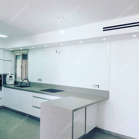 Фото - Скинали из прозрачного стекла  от KenazGroup.pro