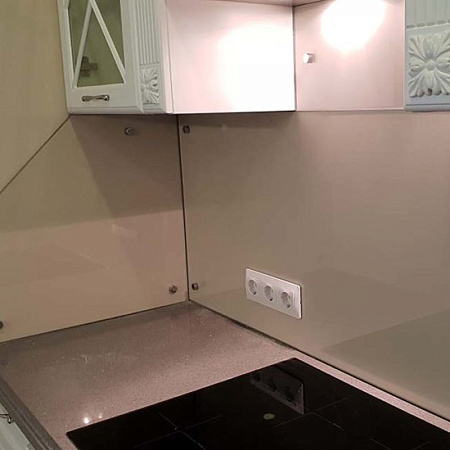 Фото - Скинали из прозрачного стекла  от KenazGroup.pro