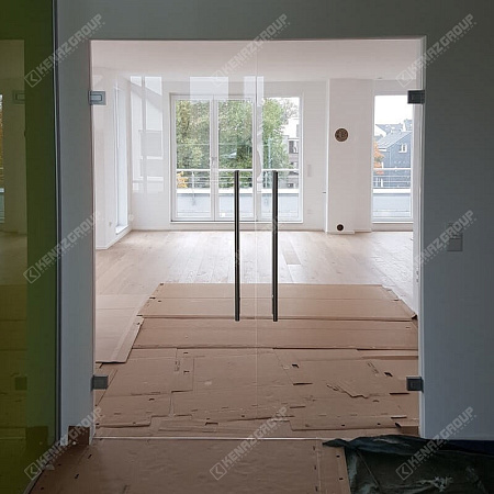 Фото - Распашная дверь от KenazGroup.pro