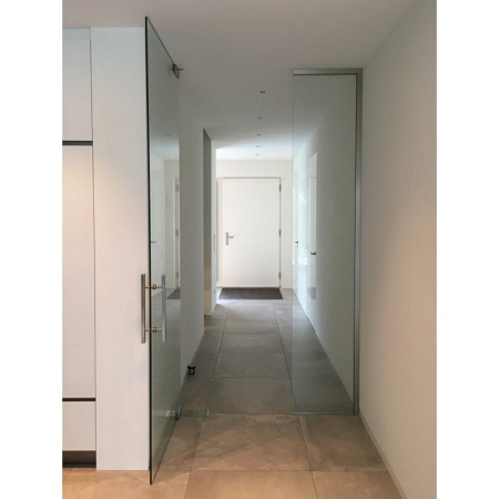 Фото - Цельностеклянная перегородка из прочного стекла от KenazGroup.pro