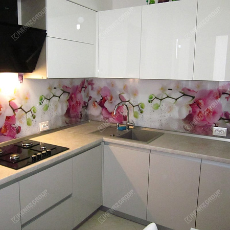 Фото - Скинали из осветленного стекла  от KenazGroup.pro