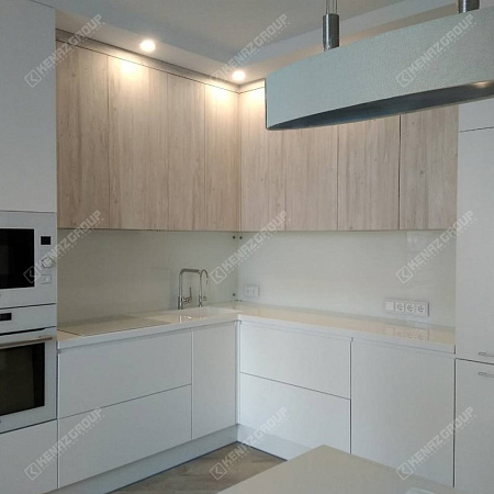 Фото - Скинали однотонное из стекла  от KenazGroup.pro