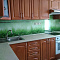Фото - Скинали из стекла для коричневой кухни  от KenazGroup.pro