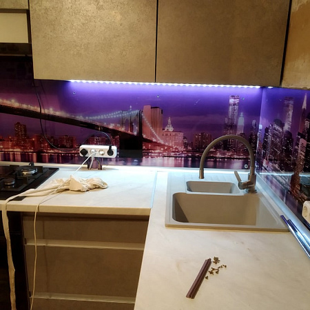 Фото - Скинали из стекла с изображением города  от KenazGroup.pro