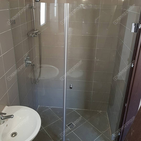 Фото - Душевая в нишу из закаленного стекла от KenazGroup.pro