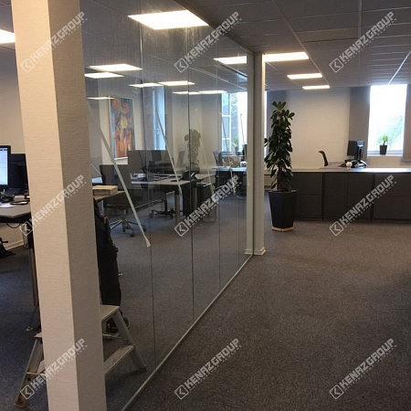 Фото - Перегородка цельностеклянная в офисное помещение  от KenazGroup.pro