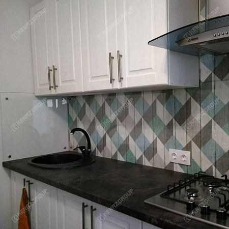 Фото - Скинали из закаленного стекла без рисунка  от KenazGroup.pro